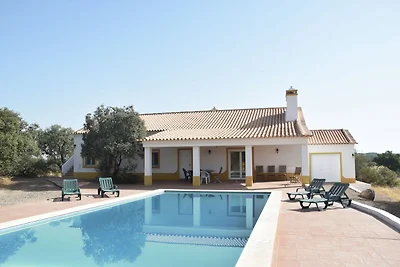 Villa moderna a Vimieiro, con piscina privata