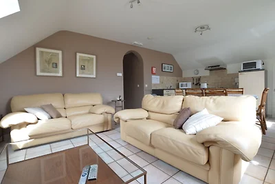 Geräumiges Ferienhaus in Ovifat mit Terrasse