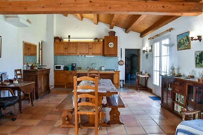 Spaziosa casa vacanze vicino al mare a Loix