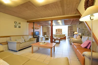Luxuriöses Ferienhaus mit Sauna und Whirlpool