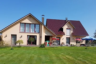 Reizendes Ferienhaus mit Swimmingpool Nähe...
