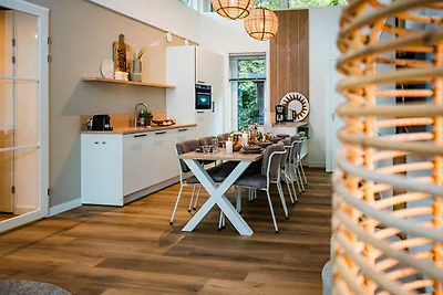 Geräumiges Ferienhaus in Voorhuizen mit...