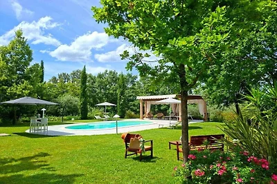 Ferienhaus in Palaia mit Schwimmbecken