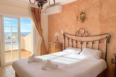 Villa in Spagna con piscina vicino spiaggia