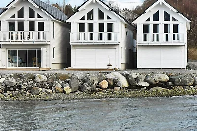10 persoons vakantie huis in Brattvåg
