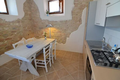 Appartamento in stile rurale a Pergola, con b...