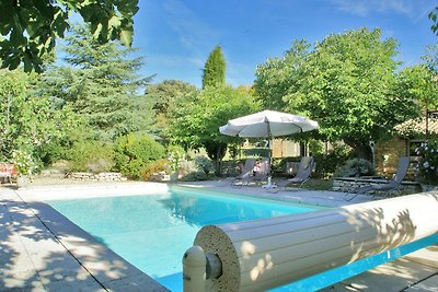 Wunderschöne Villa in Viens mit Swimmingpool