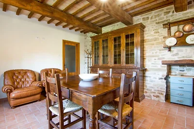 Ferienhaus in Cittא di Castello mit Garten