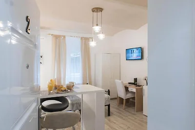 Apartments C-enter - Deluxe Studio Apartment...