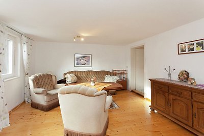 Lovely first floor apartment on the edge of t...