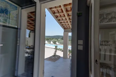 Spaziosa villa con piscina privata