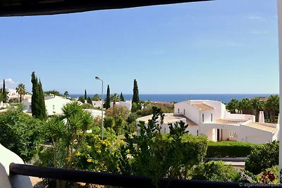 Charmantes Appartement mit eigenem Pool