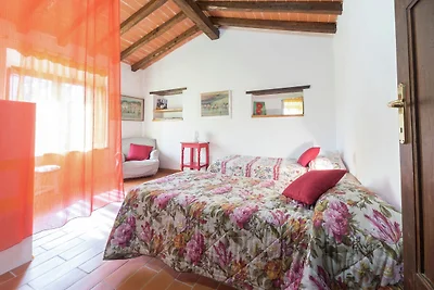 Ruhiges Chalet mit privatem Pool