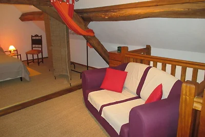 Hübsches Ferienhaus mit Garten in Waldnähe