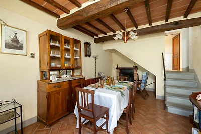 Boerderij in Cortona met Uitzicht op Zwembad