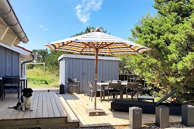 Luxuriöses Poolhaus in Strandnähe