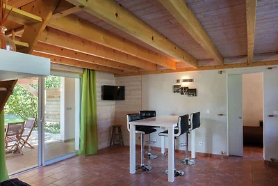 Villa a Poggio-Mezzana Vicino Alla Spiaggia