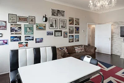 Deluxe-Design Apartment