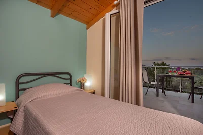 Spaziosa villa con piscina privata a Romiri