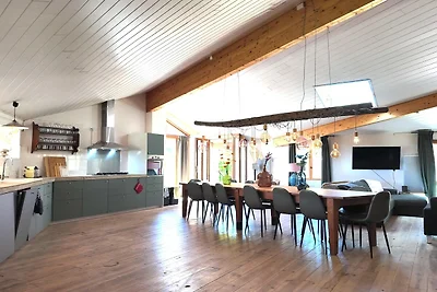 Ferienhaus in Roussines mit Privatpool