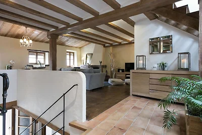 Traditionelles Ferienhaus mit Pool