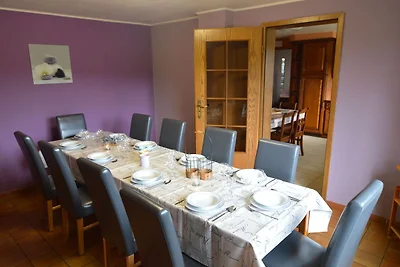 Traumhaftes Ferienhaus in Vielsalm mit Garten