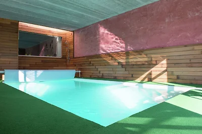 Ruim huis in Moulin du Ruy met sauna en overd...