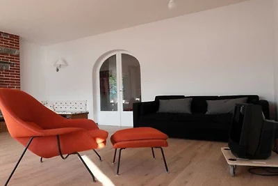 Ferienhaus in Caviano mit Schwimmbecken