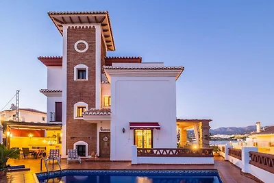 Ferienhaus in Torrox mit Schwimmbecken