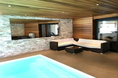 Villa in Coo mit Innenpool, Sauna