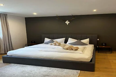 Modernes Apartment in Seefeld