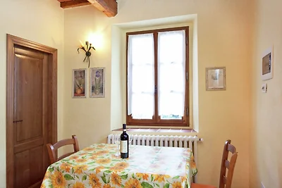 Farmhouse in Loro Ciuffenna with swimming...