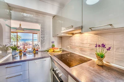Charming sea view apartment in Alcudia