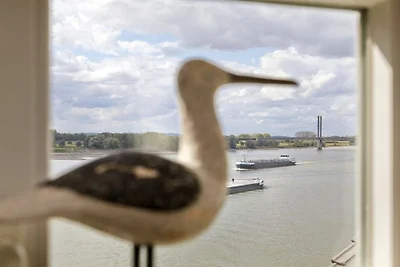 "Veerman" in het huisje aan de Rijn