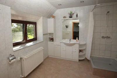 Ferienwohnung mit Terrasse in Kropelin