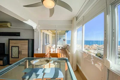 Wohnung im 8. Stock mit Meerblick, Balkon