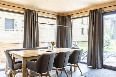 Attraktives Ferienhaus mit Pool