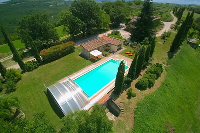 Exquisite Villa mit privatem Pool