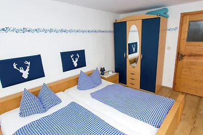 Accogliente appartamento a Feldwies con sauna