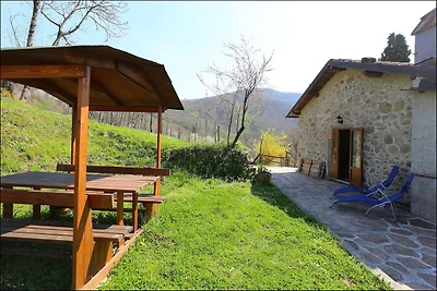 Belvilla von OYO Val Di Lima Romantica