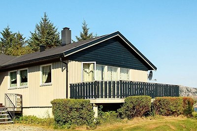 12 Personen Ferienhaus in Kvenvær