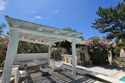 Mas de L' Embeli mit Pool