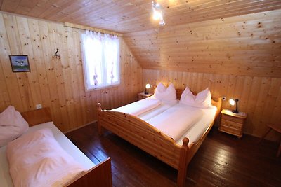 Geräumiges Chalet mit Sauna in Skigebietnähe ...