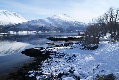 6 Personen Ferienhaus in Gullesfjord