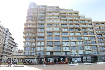 Appartamento a Nieuwpoort con vista sul mare