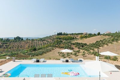 Einladende Villa in Pescara mit privatem Pool