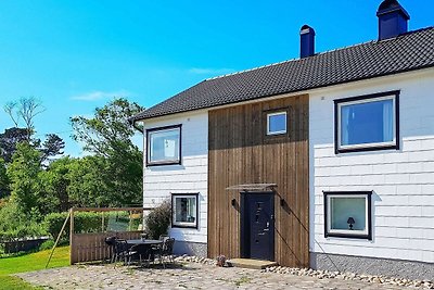 4 Personen Ferienhaus in HÄLLEVIKSSTRAND