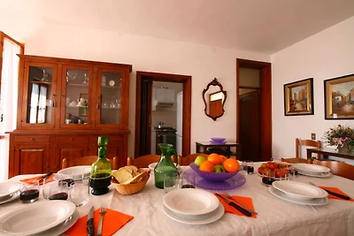 Caratteristica casa vacanze a Magione con...