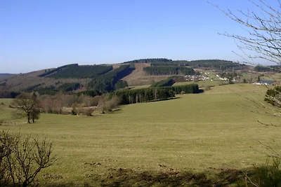 Ruhige Villa in Manhay mit Whirlpool