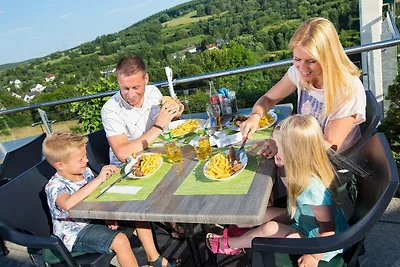 Bungalow im Eifelpark am Kronenburger See